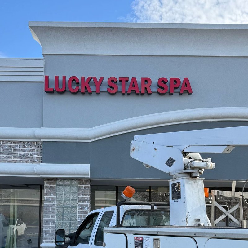 Lucky Star Spa — Face-Lit Channel Letters — Magic Sign Design Chicago