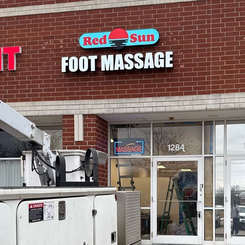 Red Sun Foot Massage — Lightbox Sign — Magic Sign Design Chicago